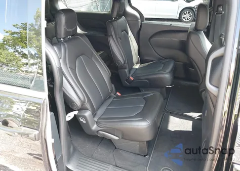 2025 Chrysler Pacifica Select from USA, damaged, VIN 2C4RC1BG3SR584689